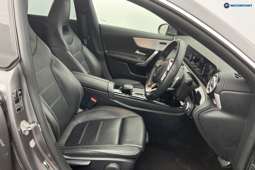 Mercedes-Benz CLA Amg Line Automatic Petrol Estate - Stock Number (1626564) - 7th supplementary image