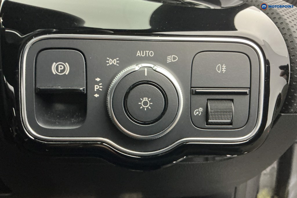 Mercedes-Benz CLA Amg Line Automatic Petrol Estate - Stock Number (1626564) - 25th supplementary image