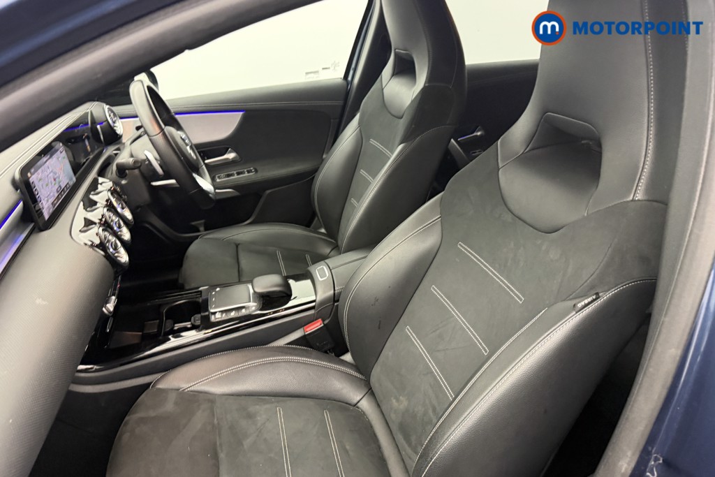 Mercedes-Benz A Class Amg Line Executive Edition Automatic Petrol Hatchback - Stock Number (1626599) - 11th supplementary image