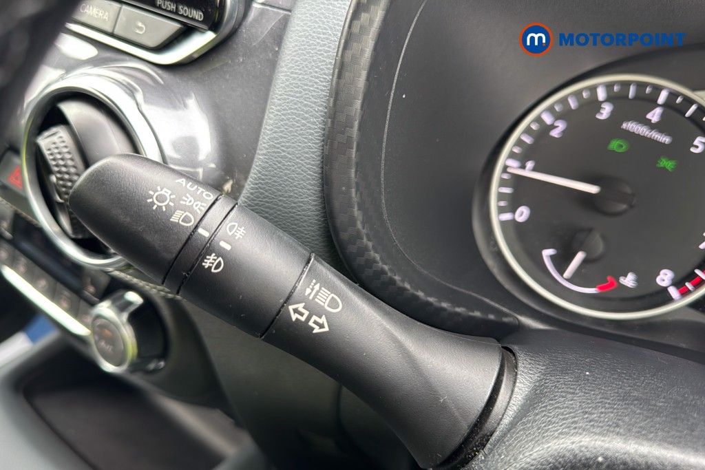 Nissan Juke Tekna Manual Petrol SUV - Stock Number (1626617) - 18th supplementary image