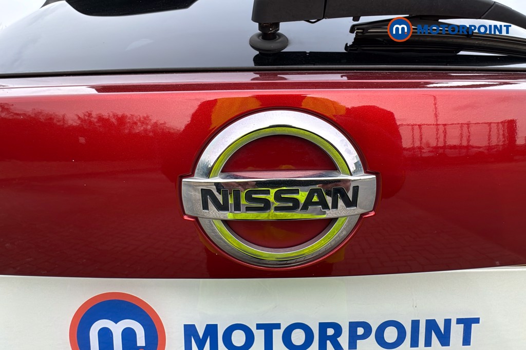 Nissan Juke Tekna Manual Petrol SUV - Stock Number (1626617) - 37th supplementary image