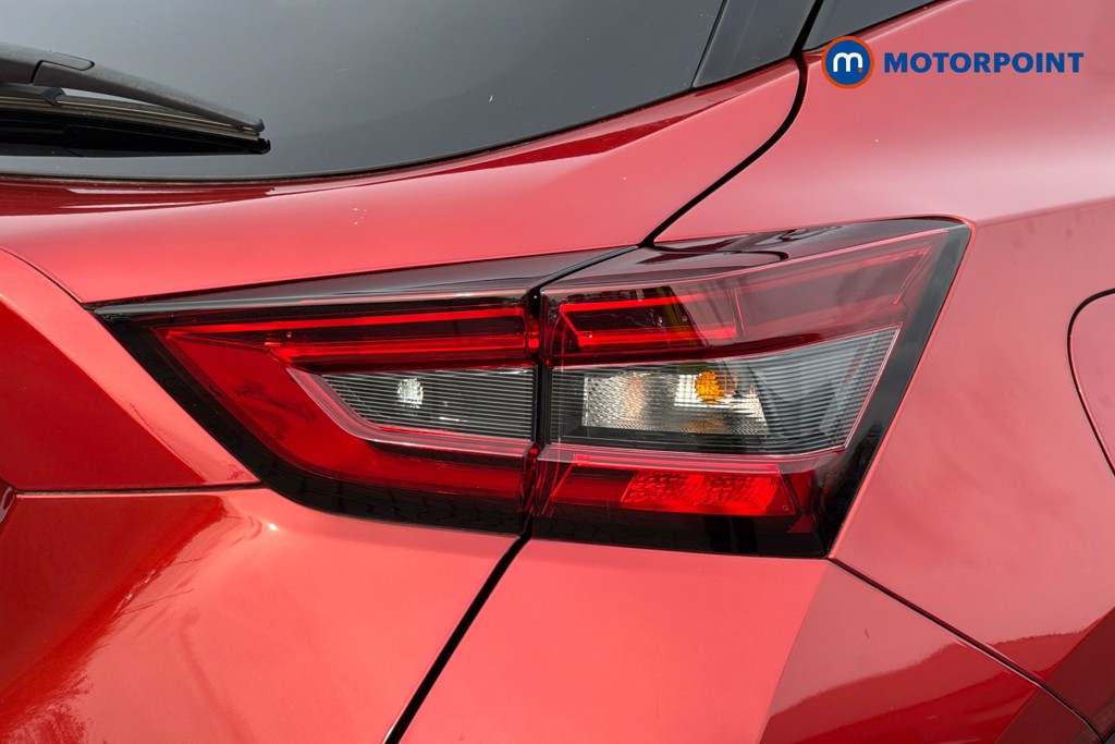 Nissan Juke Tekna Manual Petrol SUV - Stock Number (1626617) - 38th supplementary image