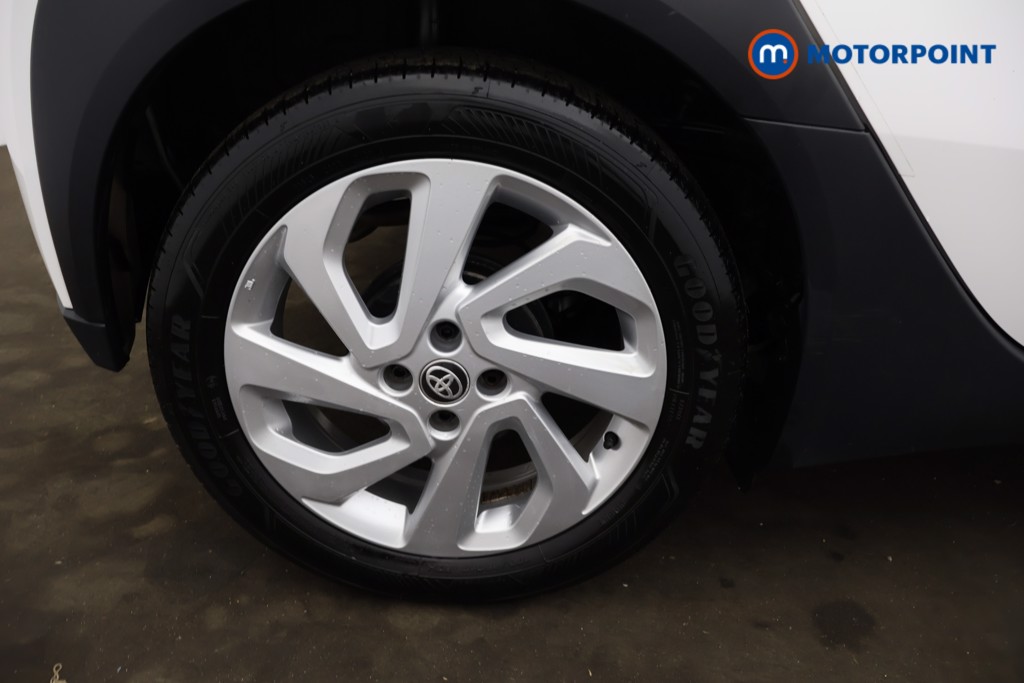 Toyota Aygo X Pure Manual Petrol Hatchback - Stock Number (1626762) - 2nd supplementary image