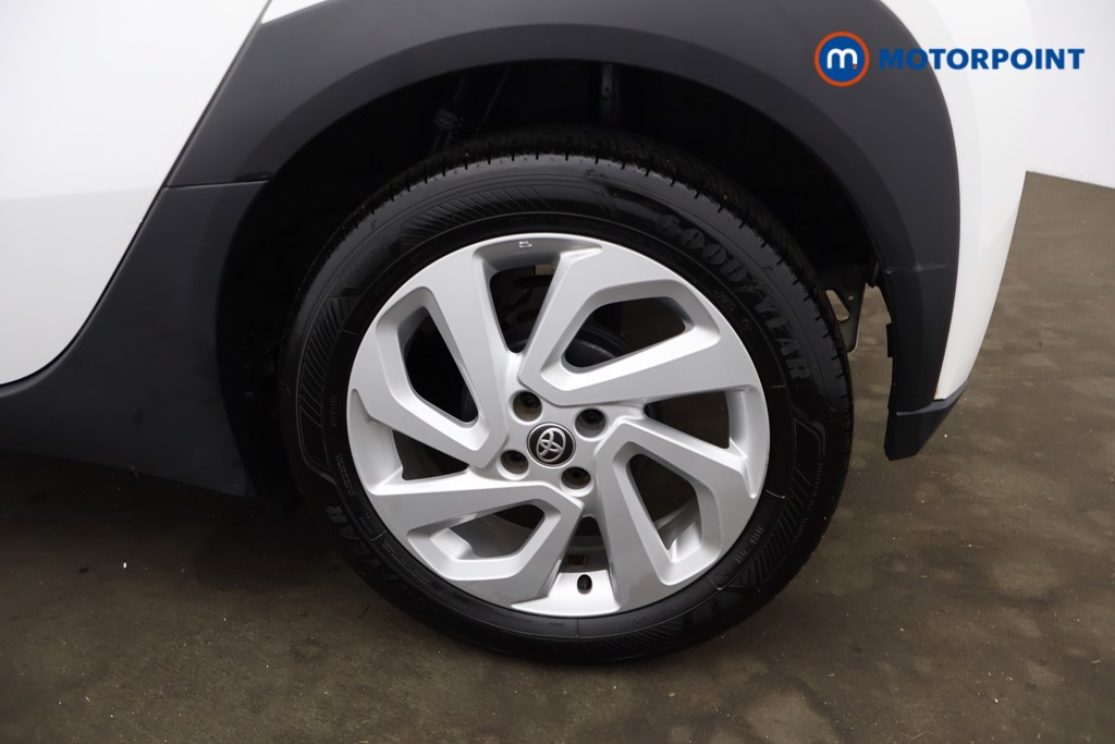 Toyota Aygo X Pure Manual Petrol Hatchback - Stock Number (1626762) - 3rd supplementary image