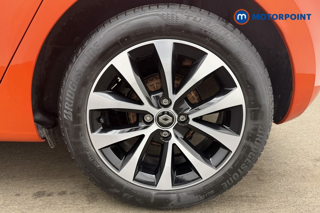 Renault Clio Iconic Manual Petrol Hatchback - Stock Number (1626849) - 3rd supplementary image