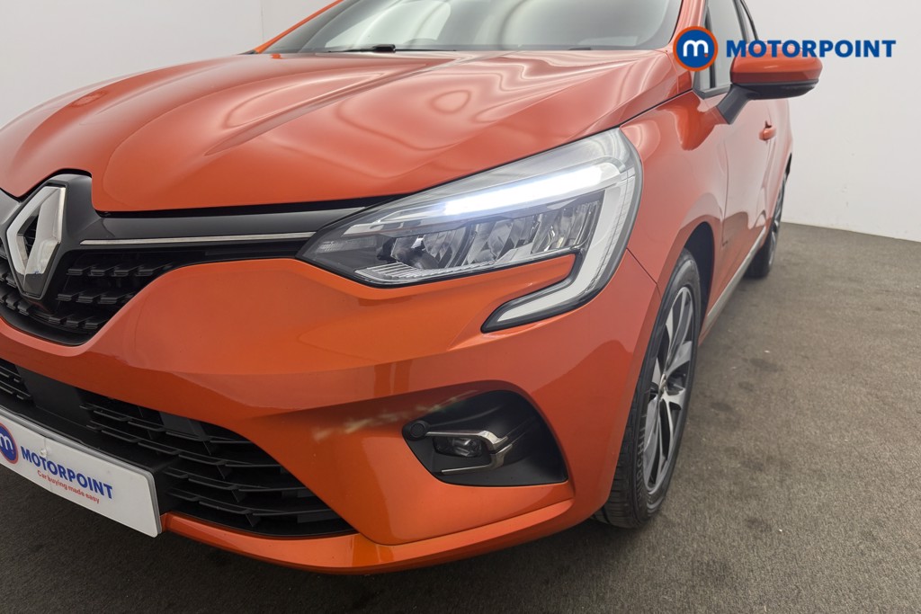 Renault Clio Iconic Manual Petrol Hatchback - Stock Number (1626849) - 30th supplementary image