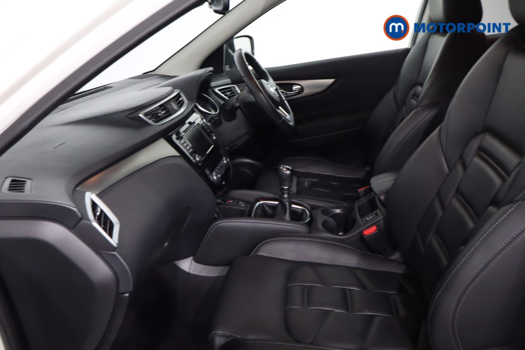 Nissan Qashqai N-Motion Manual Petrol SUV - Stock Number (1626878) - 4th supplementary image