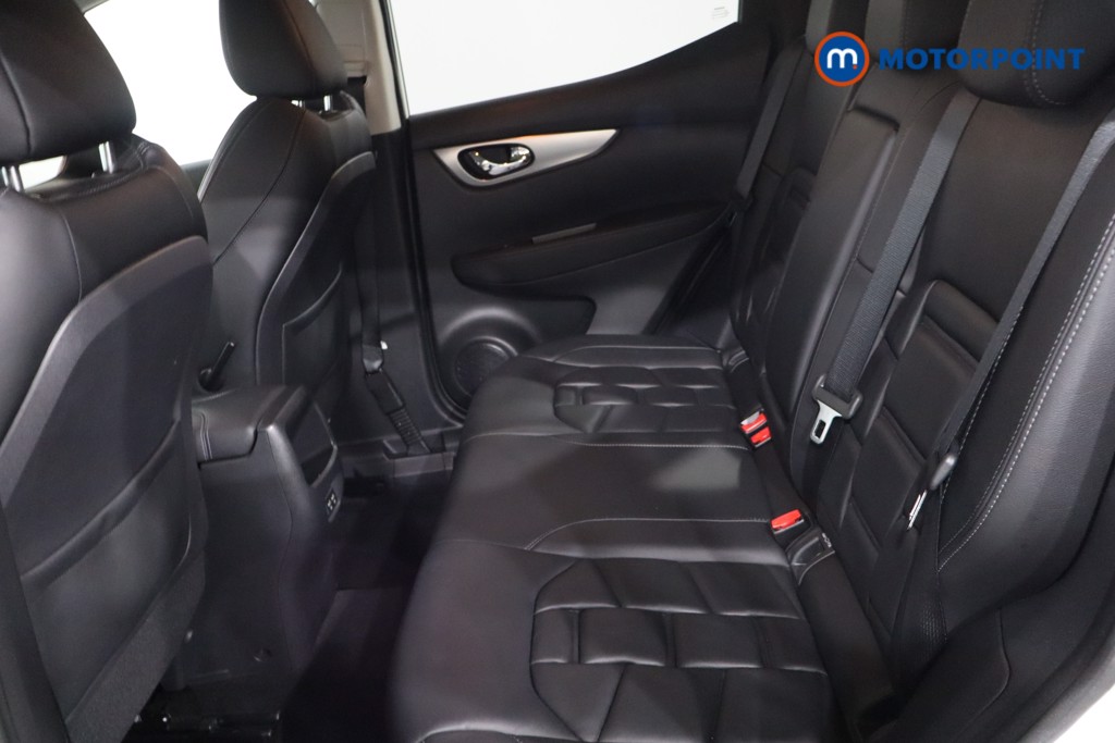 Nissan Qashqai N-Motion Manual Petrol SUV - Stock Number (1626878) - 5th supplementary image