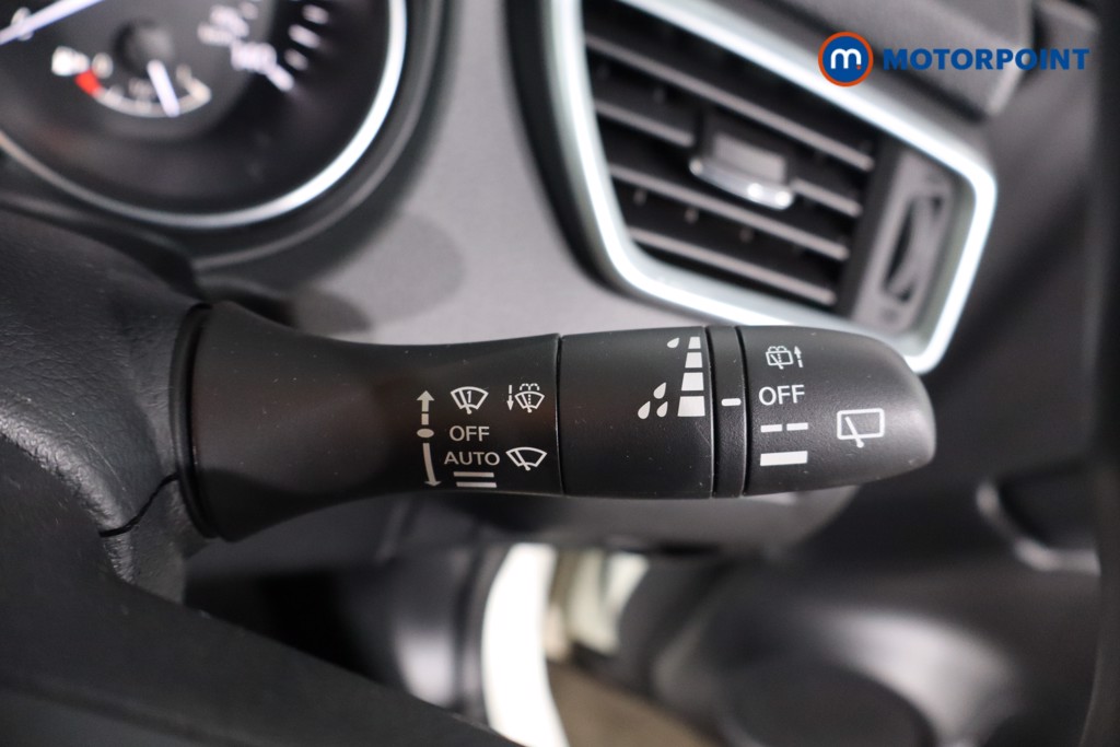 Nissan Qashqai N-Motion Manual Petrol SUV - Stock Number (1626878) - 15th supplementary image