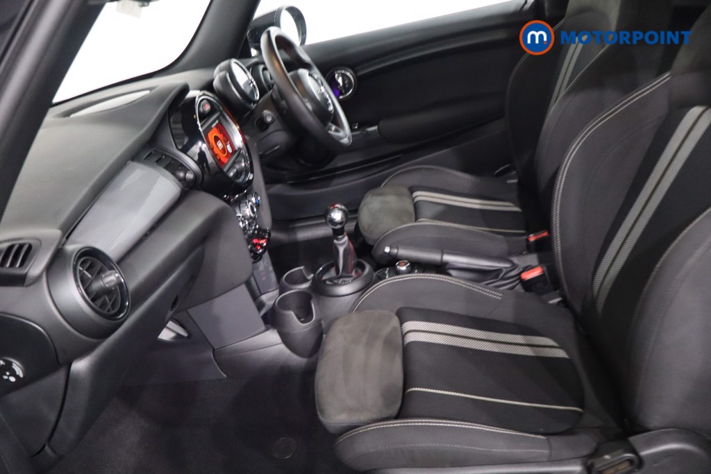 Mini Hatchback Cooper Sport Manual Petrol Hatchback - Stock Number (1627365) - 4th supplementary image