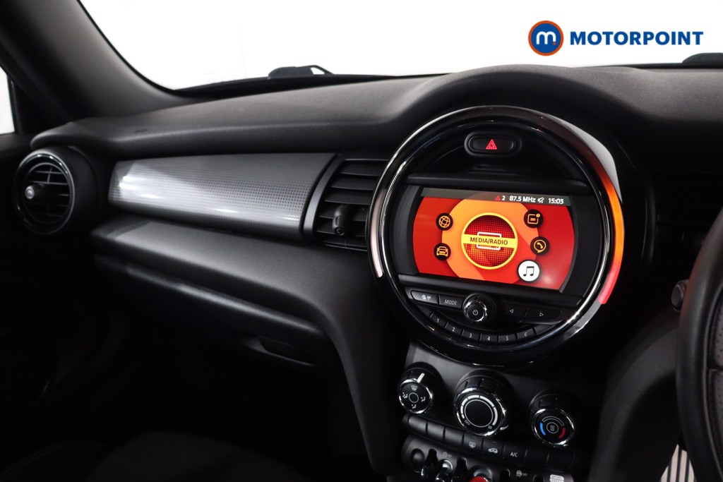 Mini Hatchback Cooper Sport Manual Petrol Hatchback - Stock Number (1627365) - 19th supplementary image