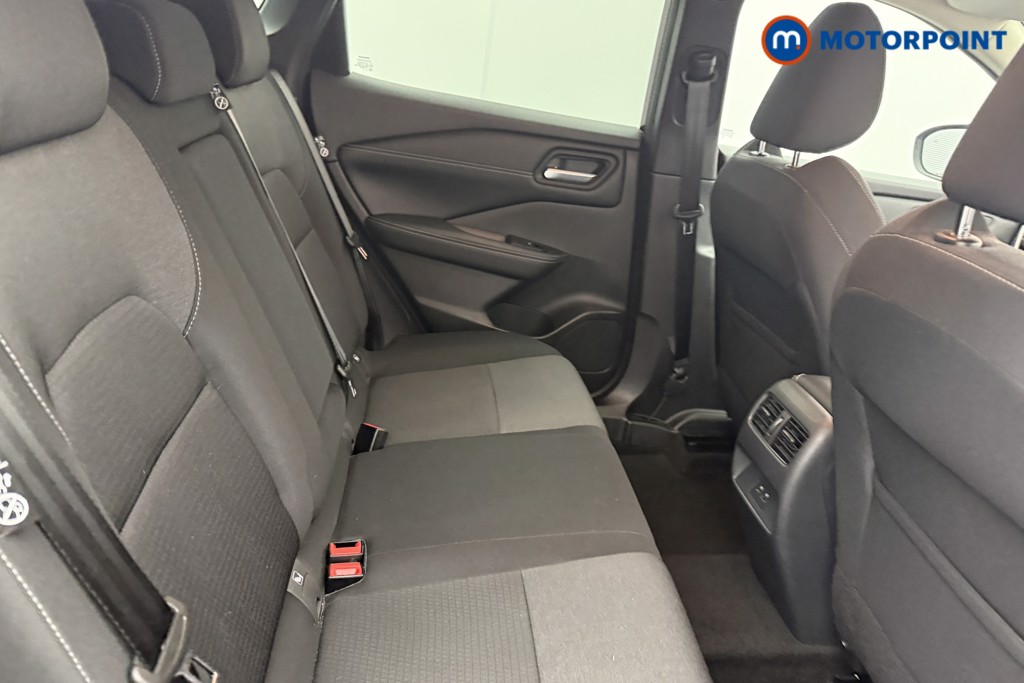 Nissan Qashqai N-Connecta Automatic Petrol SUV - Stock Number (1627500) - 12th supplementary image