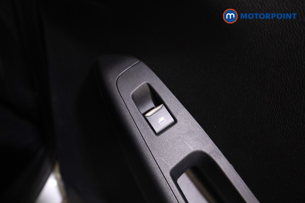 Ford Puma St-Line X Manual Petrol SUV - Stock Number (1627587) - 19th supplementary image