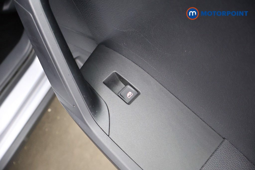 Seat Arona Se Technology Manual Petrol SUV - Stock Number (1627725) - 24th supplementary image