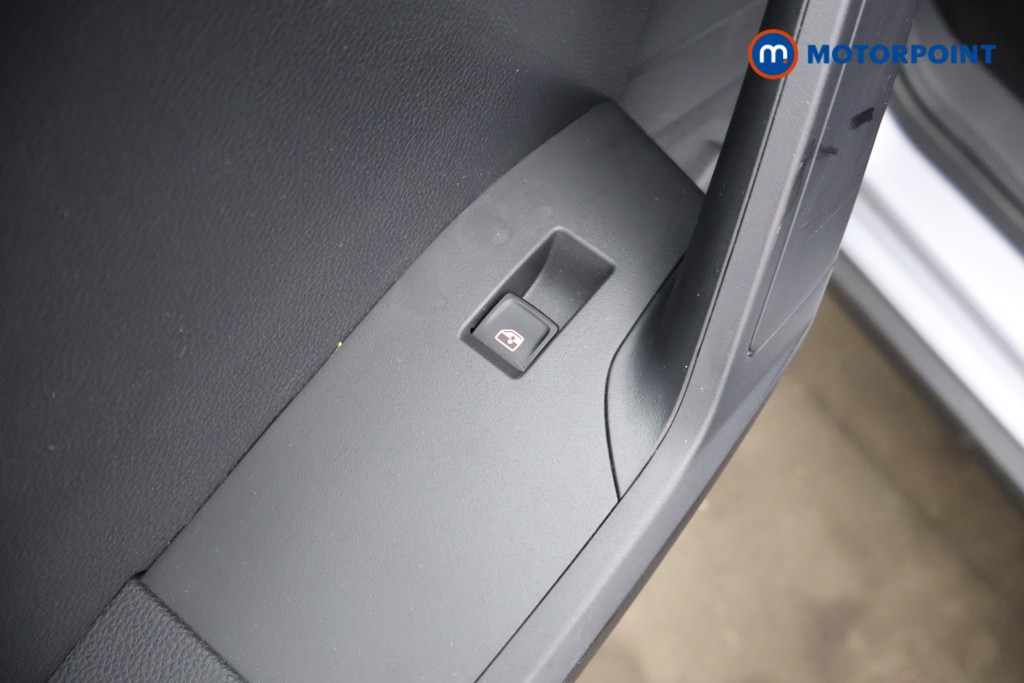 Seat Arona Se Technology Manual Petrol SUV - Stock Number (1627725) - 28th supplementary image
