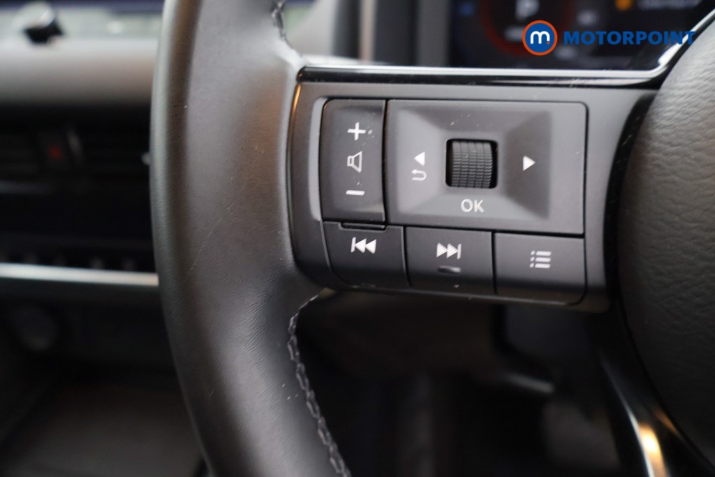 Nissan Qashqai N-Connecta Automatic Petrol-Electric Hybrid SUV - Stock Number (1627741) - 2nd supplementary image