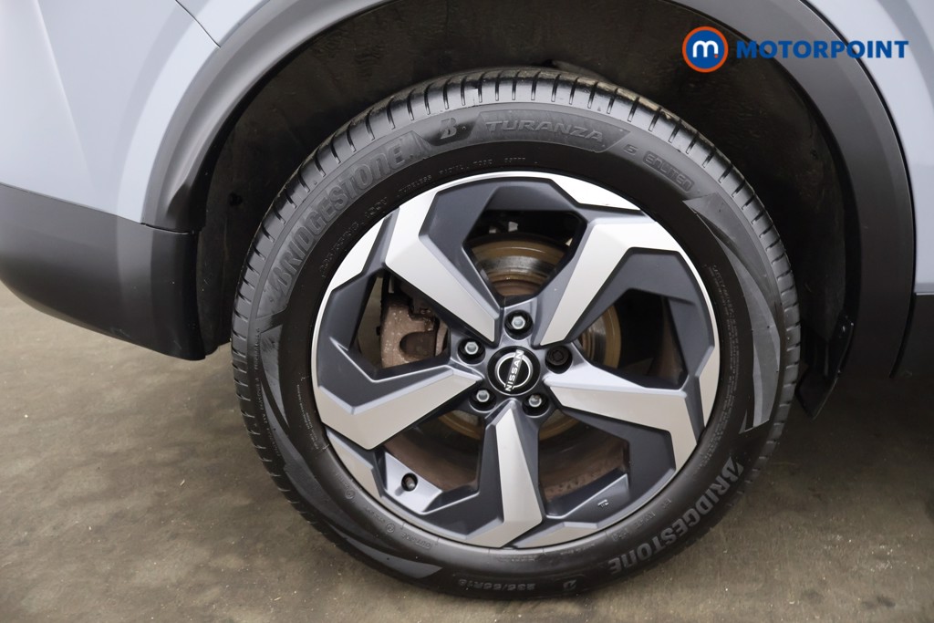 Nissan Qashqai N-Connecta Automatic Petrol-Electric Hybrid SUV - Stock Number (1627741) - 13th supplementary image