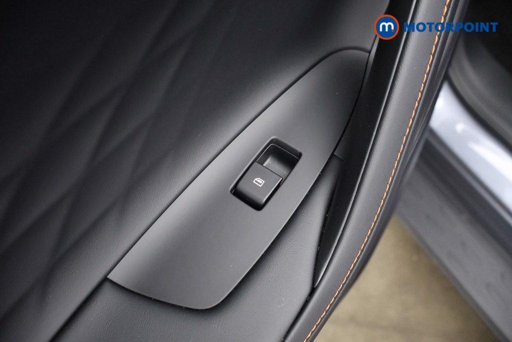 Mg Motor Uk HS Trophy Automatic Petrol Plug-In Hybrid SUV - Stock Number (1627754) - 30th supplementary image