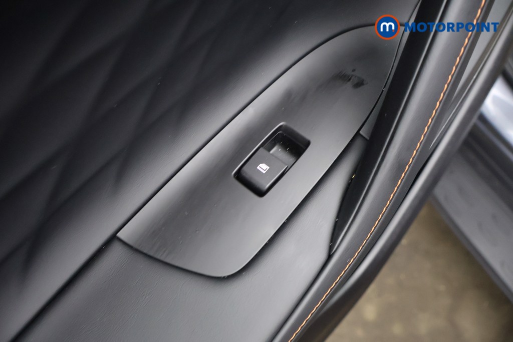 Mg Motor Uk HS Trophy Automatic Petrol Plug-In Hybrid SUV - Stock Number (1627754) - 33rd supplementary image