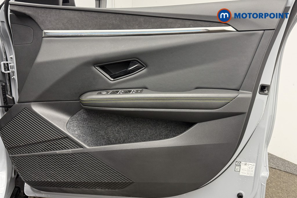 Renault Megane E-Tech Iconic Automatic Electric Hatchback - Stock Number (1627771) - 23rd supplementary image