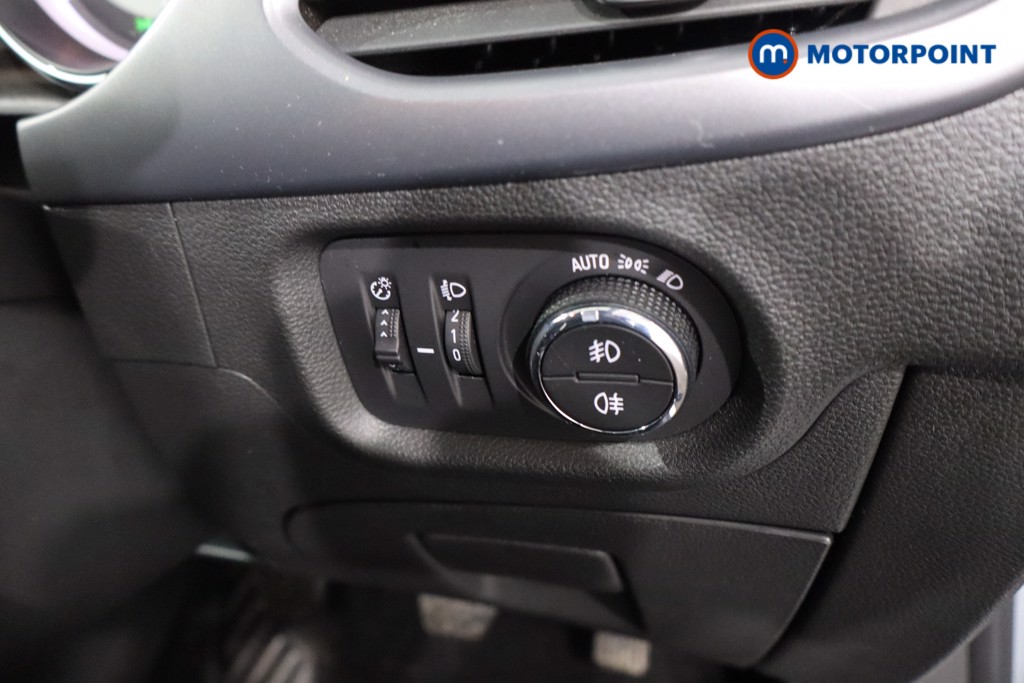 Vauxhall Astra Tech Line Nav Manual Petrol Hatchback - Stock Number (1628193) - 17th supplementary image