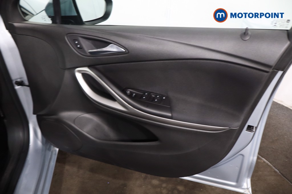 Vauxhall Astra Tech Line Nav Manual Petrol Hatchback - Stock Number (1628193) - 24th supplementary image