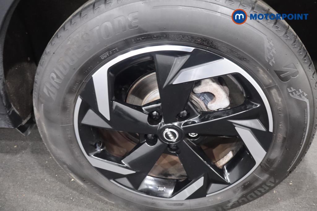 Nissan Juke N-Connecta Automatic Petrol-Electric Hybrid SUV - Stock Number (1628327) - 29th supplementary image