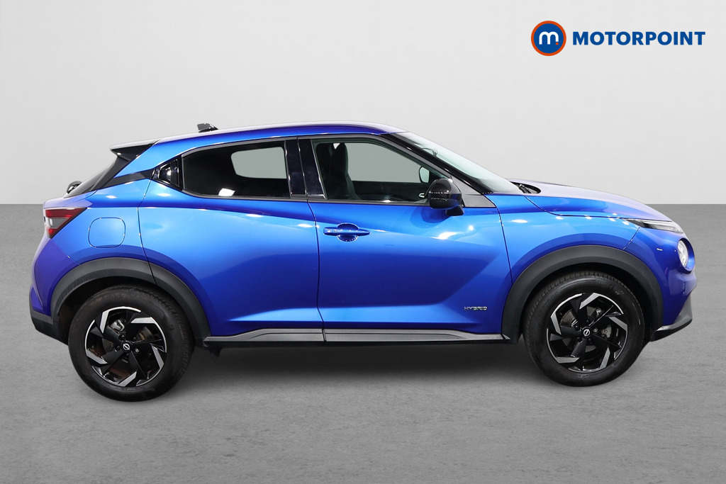 Nissan Juke N-Connecta Automatic Petrol-Electric Hybrid SUV - Stock Number (1628327) - Drivers side