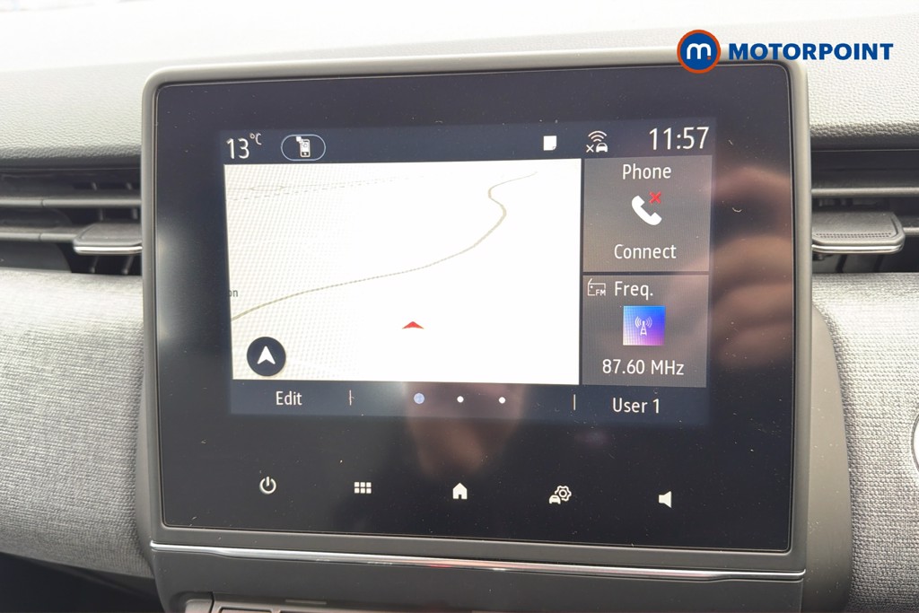 Renault Clio Evolution Automatic Petrol-Electric Hybrid Hatchback - Stock Number (1628337) - 9th supplementary image