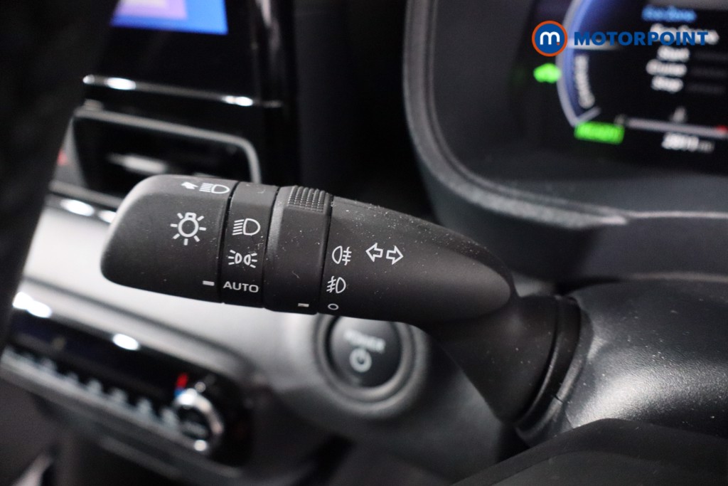 Toyota Yaris Premiere Edition Automatic Petrol-Electric Hybrid Hatchback - Stock Number (1628441) - 14th supplementary image
