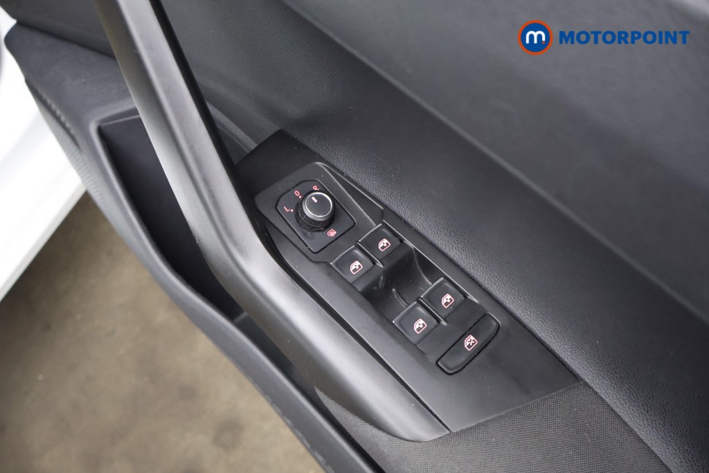 Volkswagen Polo SE Manual Petrol Hatchback - Stock Number (1628598) - 17th supplementary image