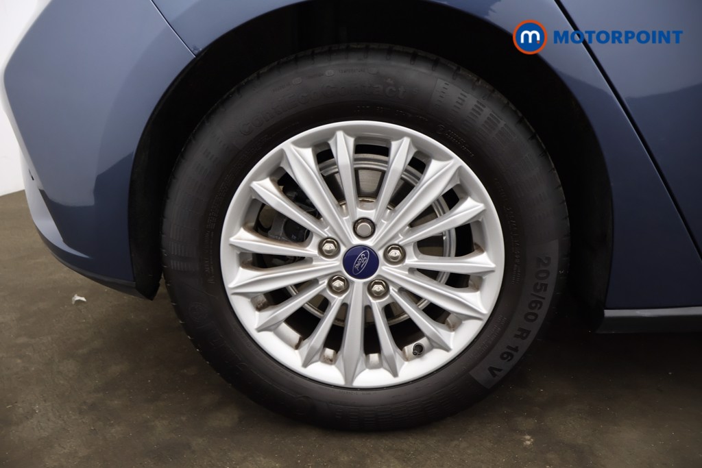 Ford Focus Titanium Manual Petrol Hatchback - Stock Number (1628620) - 2nd supplementary image
