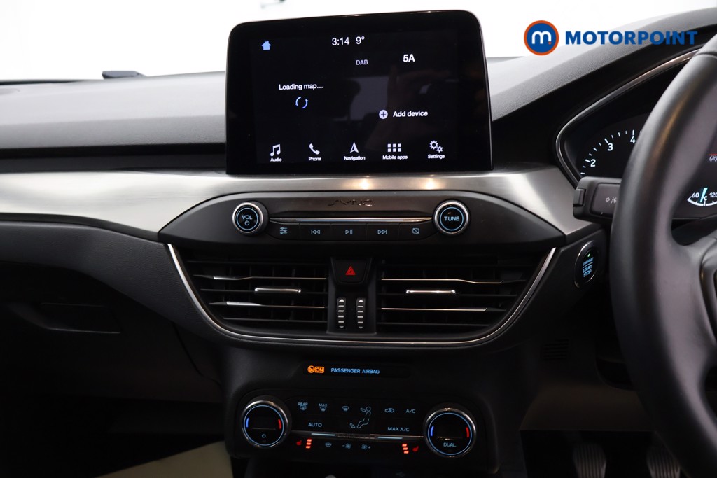 Ford Focus Titanium Manual Petrol Hatchback - Stock Number (1628620) - 11th supplementary image