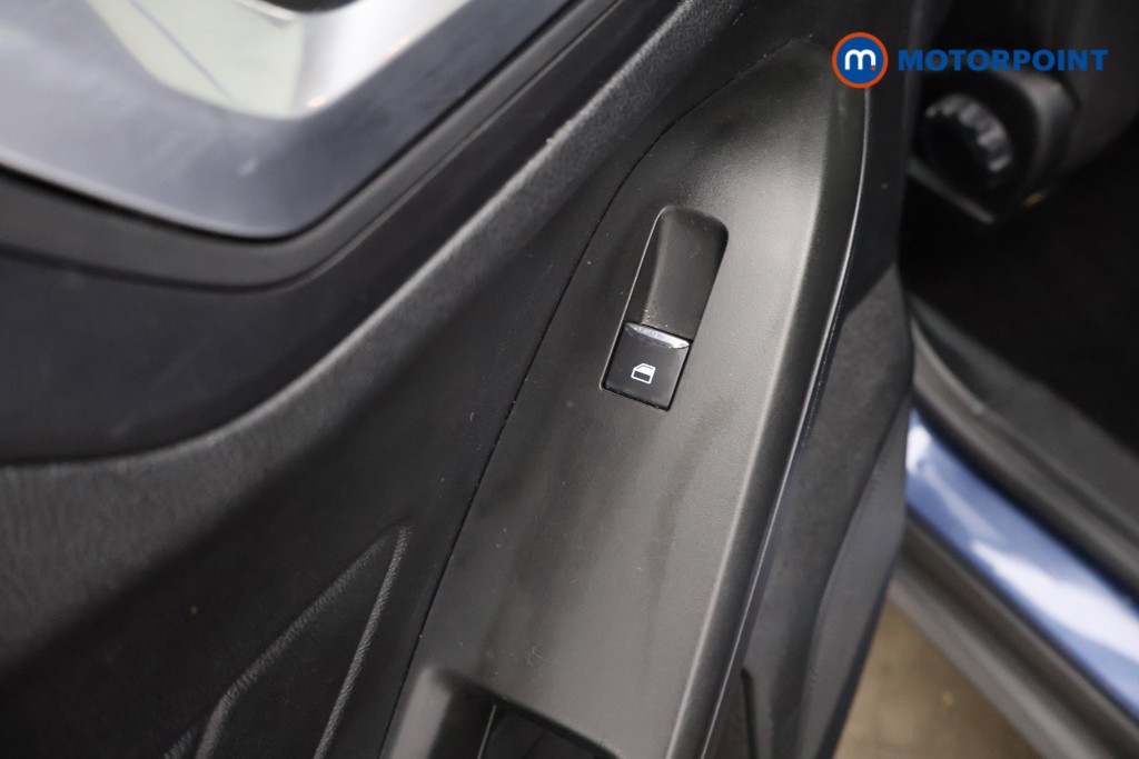 Ford Focus Titanium Manual Petrol Hatchback - Stock Number (1628620) - 29th supplementary image