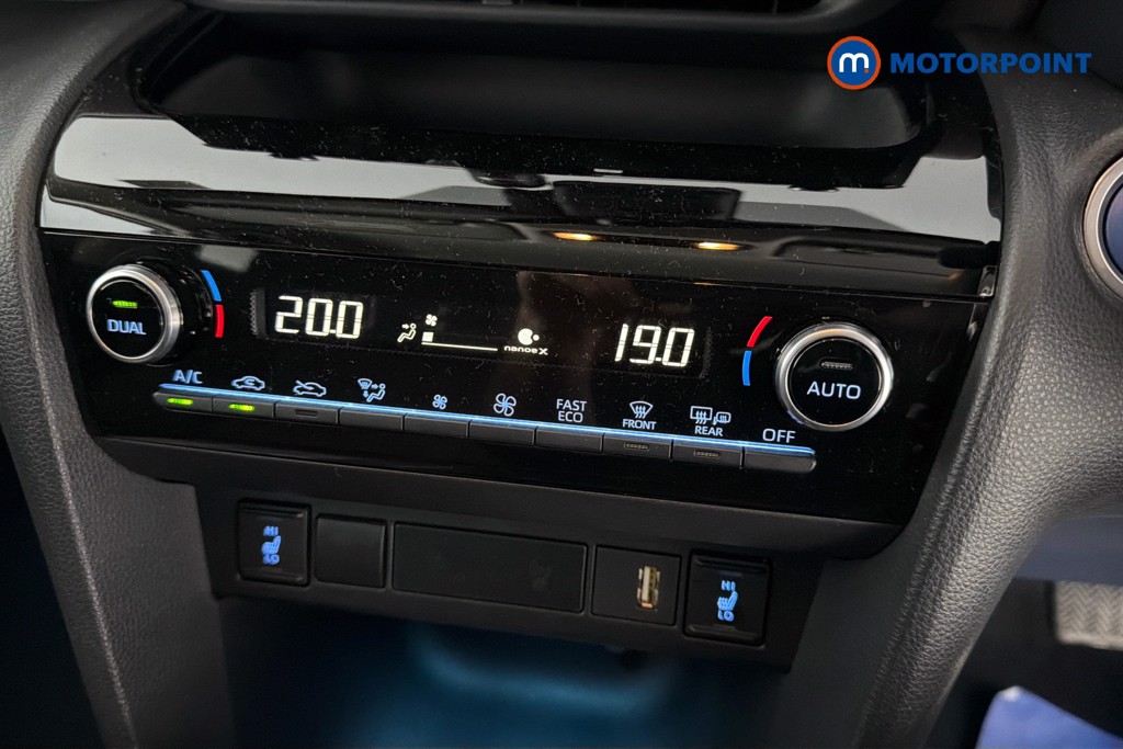 Toyota Yaris Cross Excel Automatic Petrol-Electric Hybrid Estate - Stock Number (1597643) - 12th supplementary image