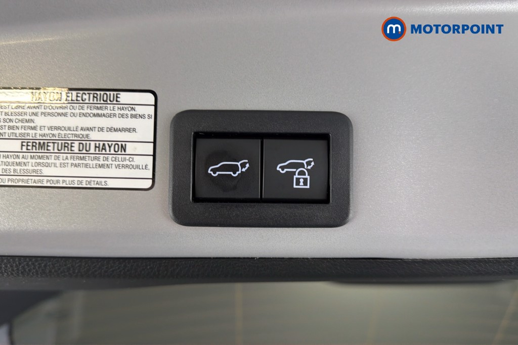 Toyota Yaris Cross Excel Automatic Petrol-Electric Hybrid Estate - Stock Number (1597643) - 35th supplementary image