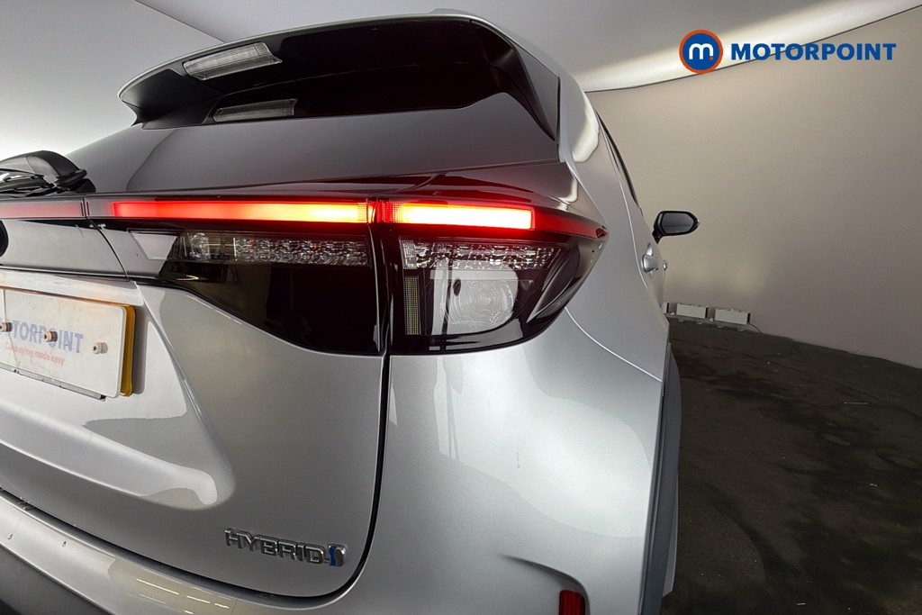 Toyota Yaris Cross Excel Automatic Petrol-Electric Hybrid Estate - Stock Number (1597643) - 38th supplementary image