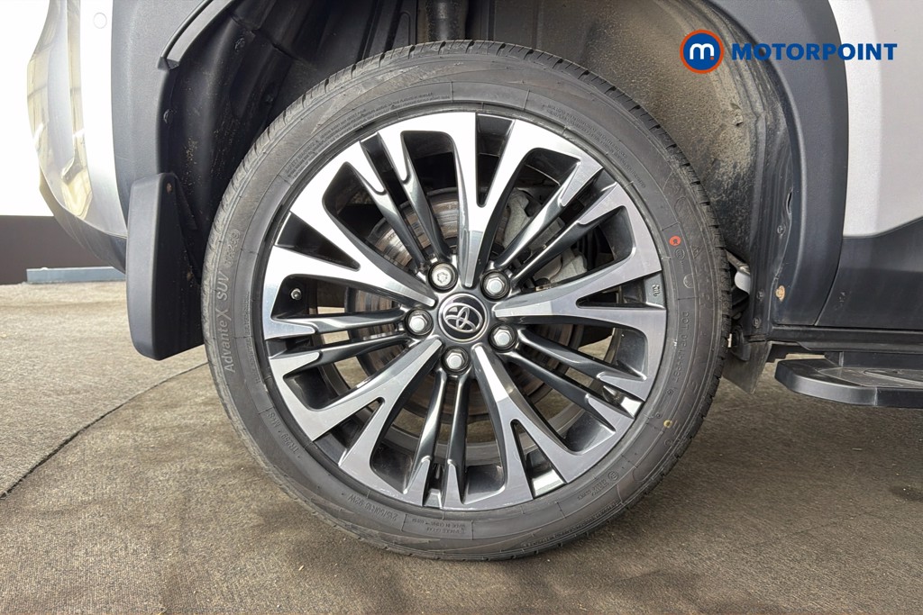 Toyota Yaris Cross Excel Automatic Petrol-Electric Hybrid Estate - Stock Number (1597643) - 49th supplementary image