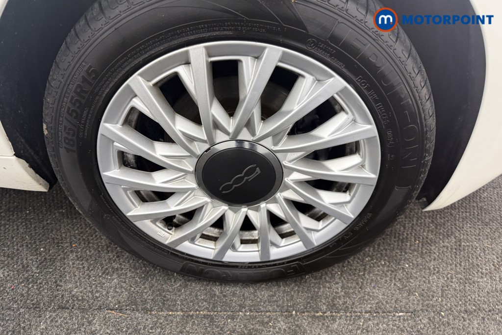 Fiat 500 Lounge Manual Petrol Hatchback - Stock Number (1605080) - 15th supplementary image