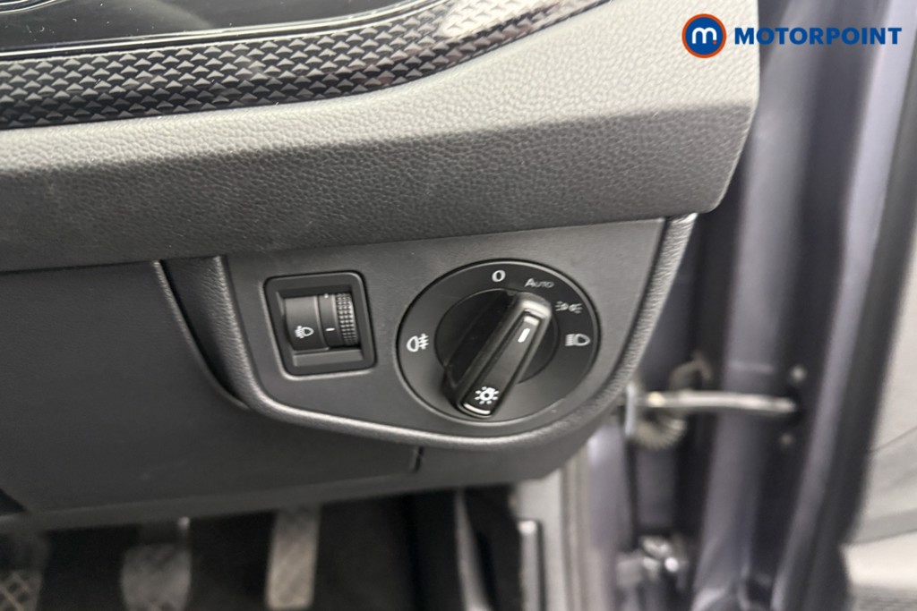 Volkswagen Polo Life Manual Petrol Hatchback - Stock Number (1611749) - 4th supplementary image