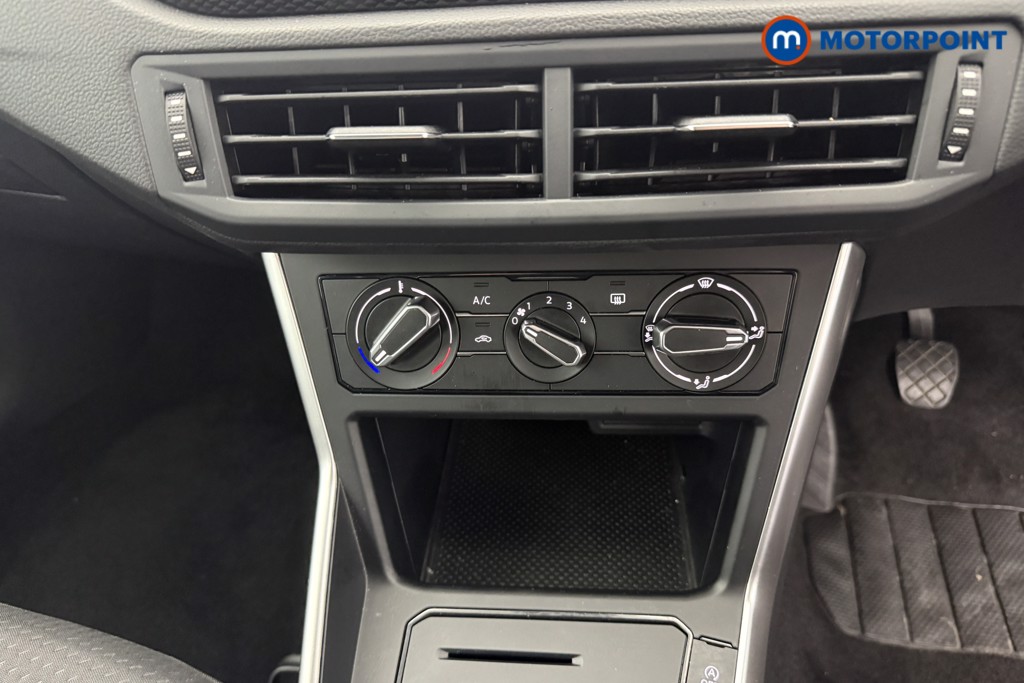 Volkswagen Polo Life Manual Petrol Hatchback - Stock Number (1611749) - 8th supplementary image