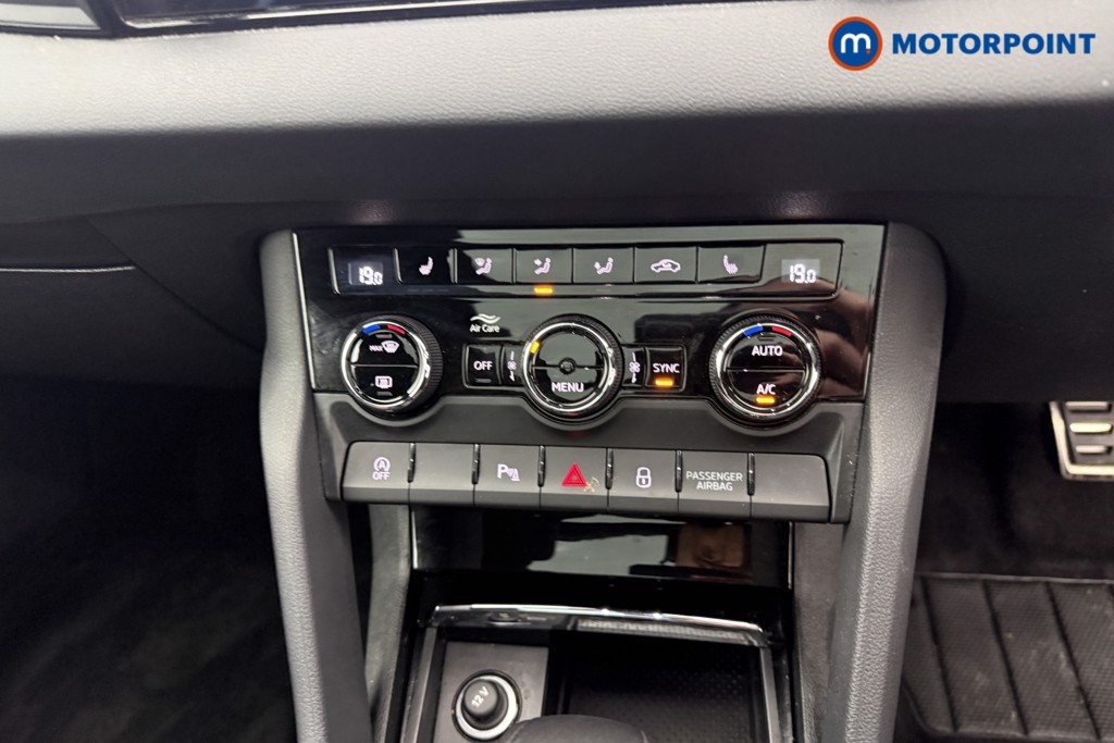 Skoda Karoq Sportline Automatic Petrol SUV - Stock Number (1612790) - 9th supplementary image