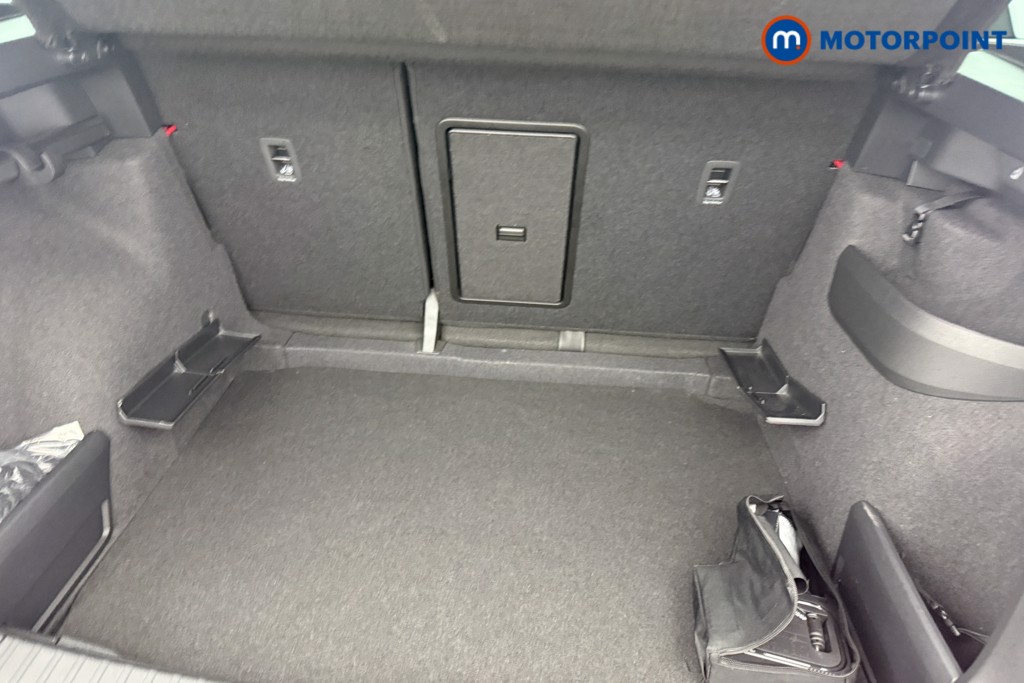 Skoda Karoq Sportline Automatic Petrol SUV - Stock Number (1612790) - 23rd supplementary image