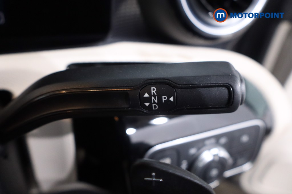 Mercedes-Benz A Class Sport Executive Edition Automatic Petrol Hatchback - Stock Number (1613290) - 15th supplementary image