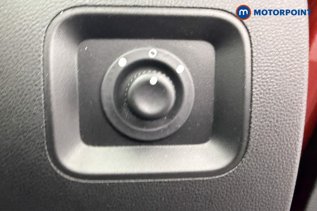 Dacia Duster Comfort Manual Petrol SUV - Stock Number (1613446) - 12th supplementary image