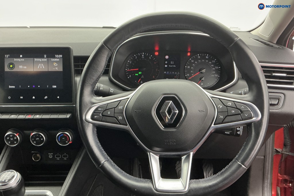 Renault Clio Iconic Manual Petrol Hatchback - Stock Number (1613894) - 8th supplementary image