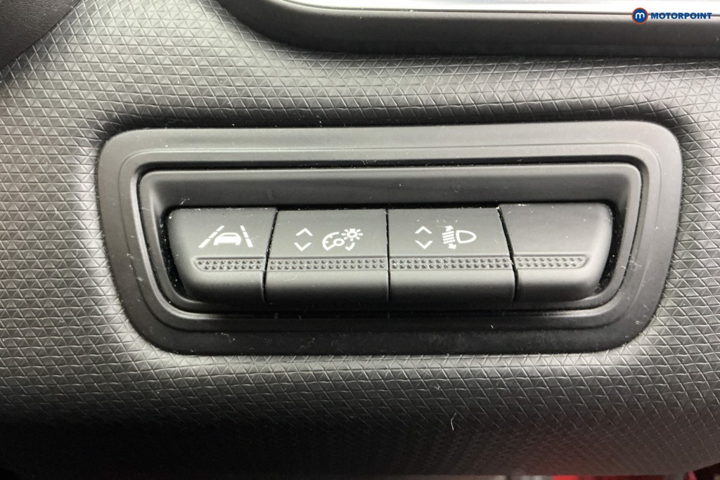 Renault Clio Iconic Manual Petrol Hatchback - Stock Number (1613894) - 22nd supplementary image