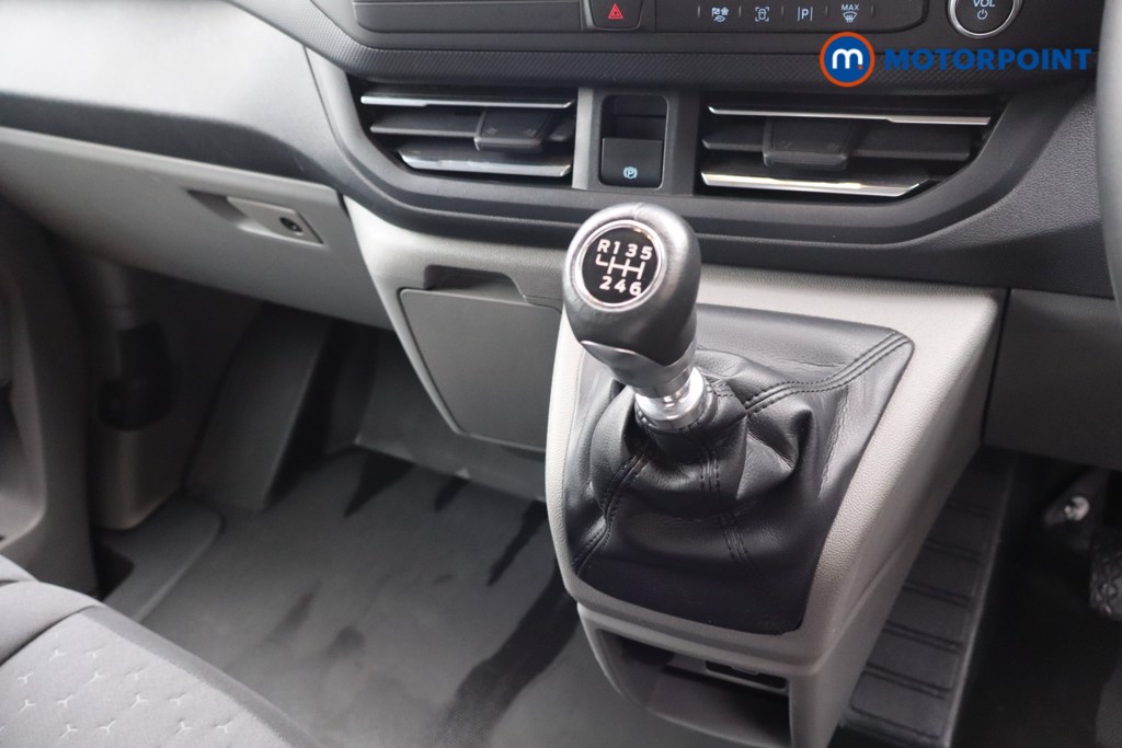 Ford Transit Custom Limited Manual Diesel Panel Van - Stock Number (1613956) - 14th supplementary image