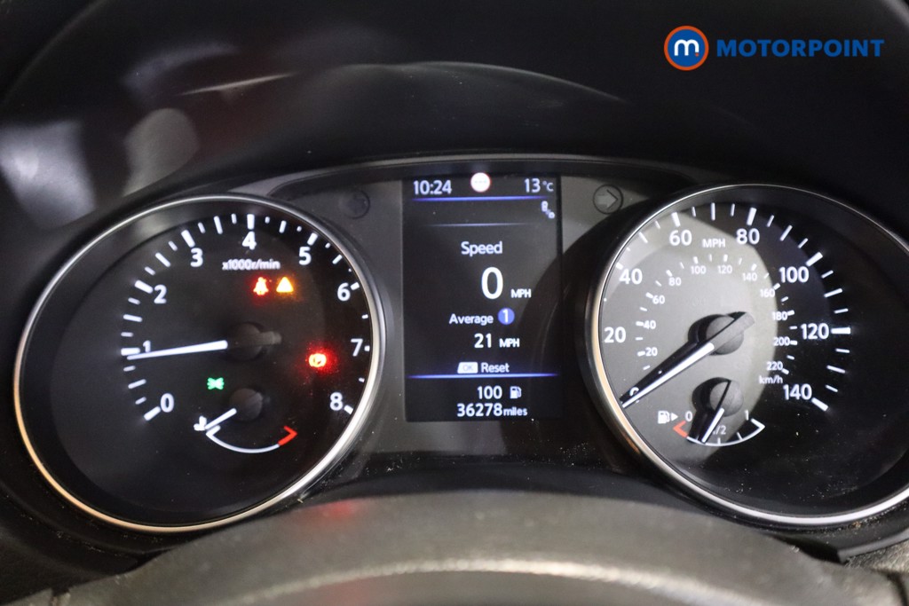 Nissan Qashqai N-Connecta Manual Petrol SUV - Stock Number (1615368) - 4th supplementary image