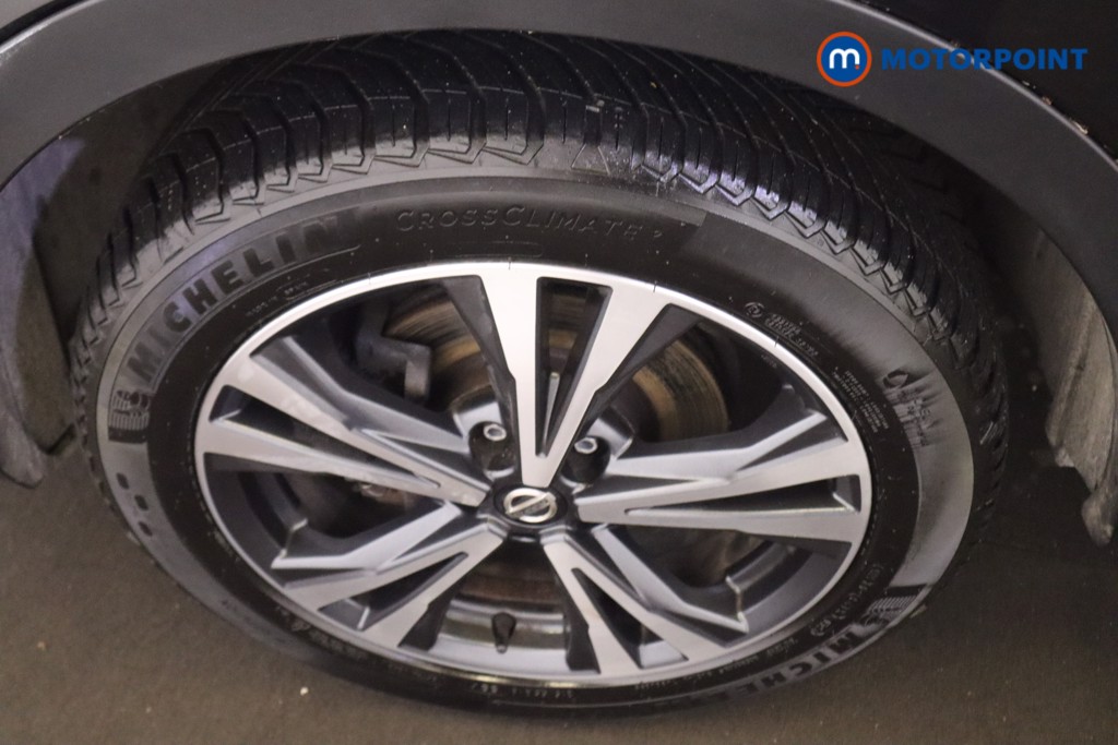 Nissan Qashqai N-Connecta Manual Petrol SUV - Stock Number (1615368) - 10th supplementary image